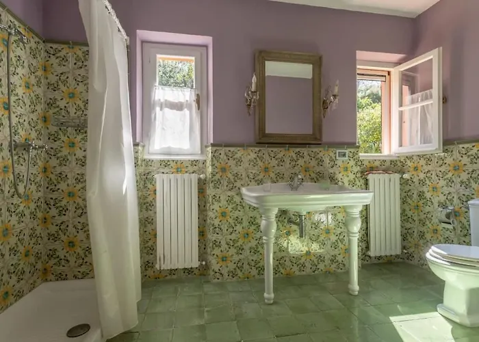 Villaflair - Morcone With Private * Casa Morcone