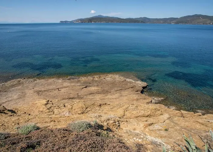 Villaflair - Morcone With Private Villa